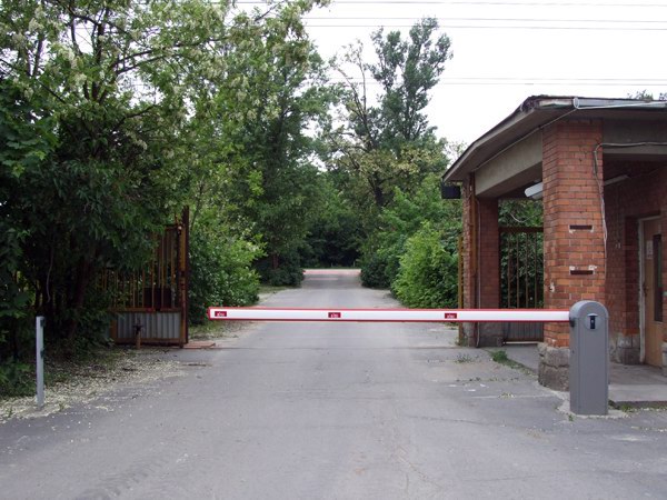 Fővárosi Vízművek DITEC QIK-4E sorompó Fővárosi Vízművek DITEC QIK-4E sorompó
