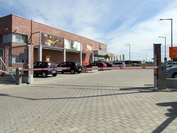 Belső udvari DITEC sorompók Belső udvari DITEC sorompók