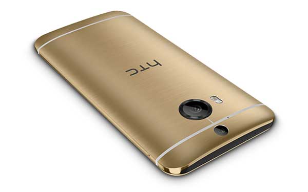 HTC ONE M9+ mobiltelefon hátoldal HTC ONE M9+ mobiltelefon hátoldal