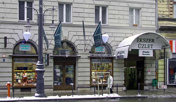 Kantech beléptető rendszer a Klapka üzletházban Kantech beléptető rendszer a Klapka üzletházban