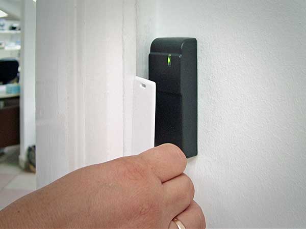 Kantech beléptető rendszer kártyaolvasó Kantech beléptető rendszer kártyaolvasó