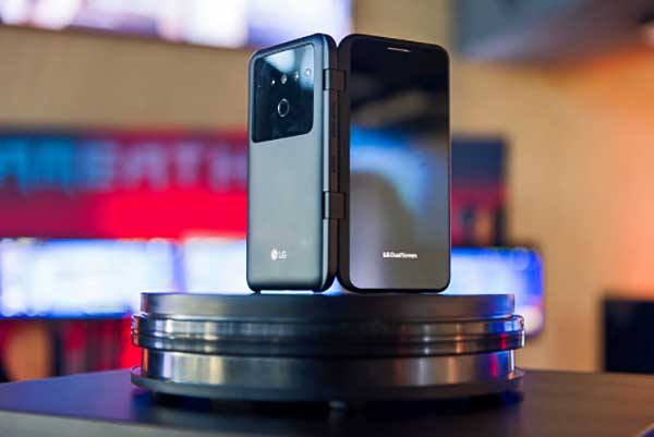 Megjött Magyarországra az LG első 5G-képes, dupla kijelzős okostelefonja