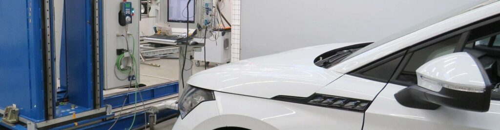 Ideális gyalogosvédelem: Nem mindennapi fejlesztések a Škoda AUTO-nál