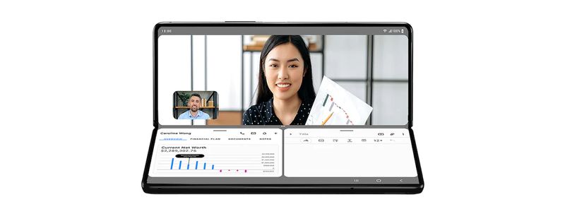A vállalati felhasználók körében is egyre népszerűbbek az összehajtható telefonok